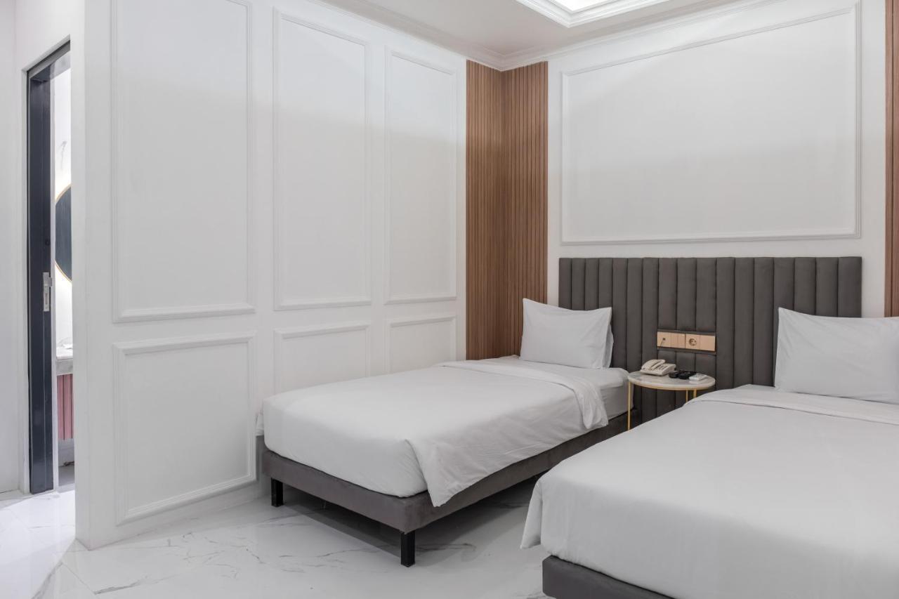 Kala Hotel Semarang Jomblang Kültér fotó