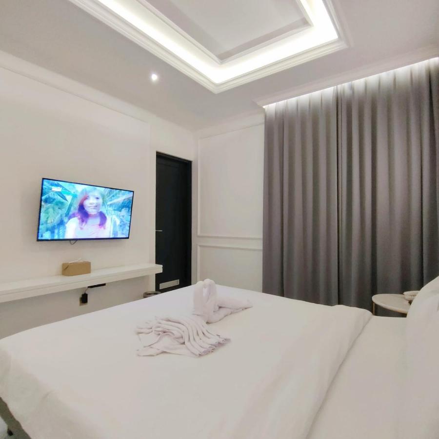 Kala Hotel Semarang Jomblang Kültér fotó