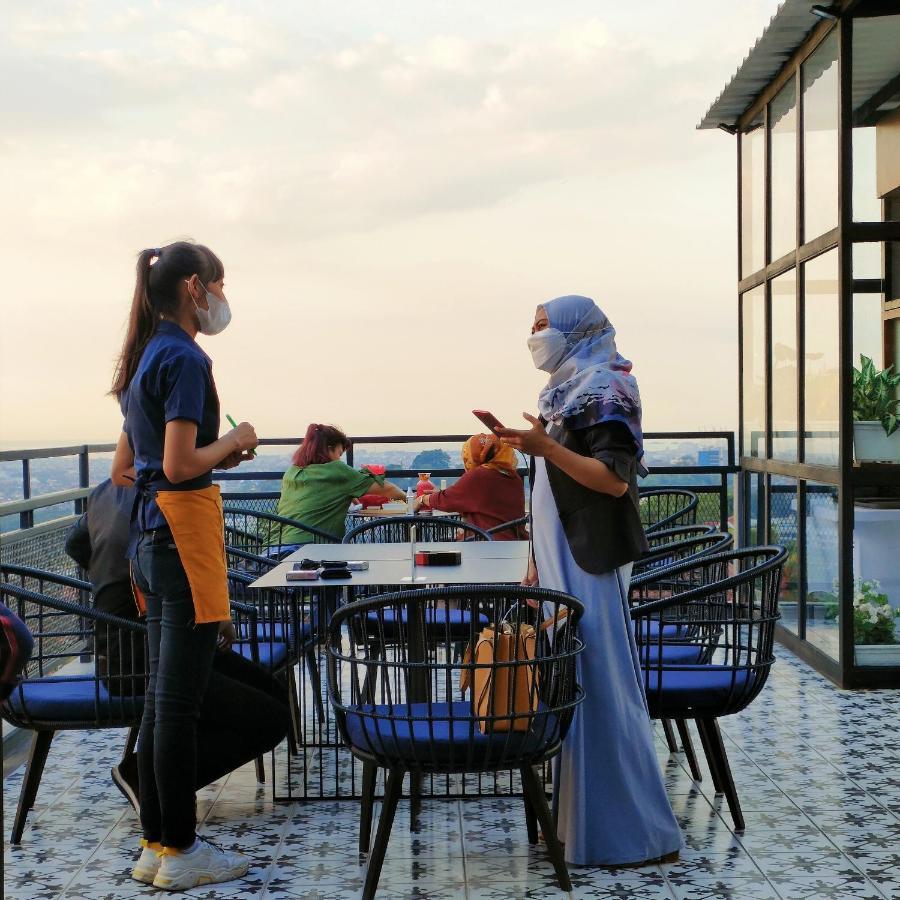 Kala Hotel Semarang Jomblang Kültér fotó