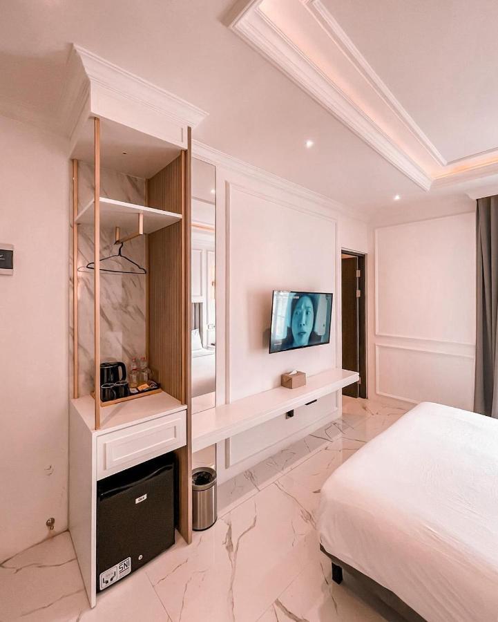 Kala Hotel Semarang Jomblang Kültér fotó