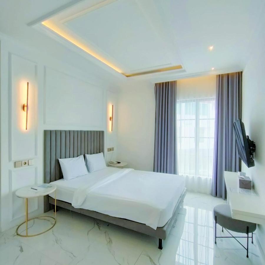 Kala Hotel Semarang Jomblang Kültér fotó